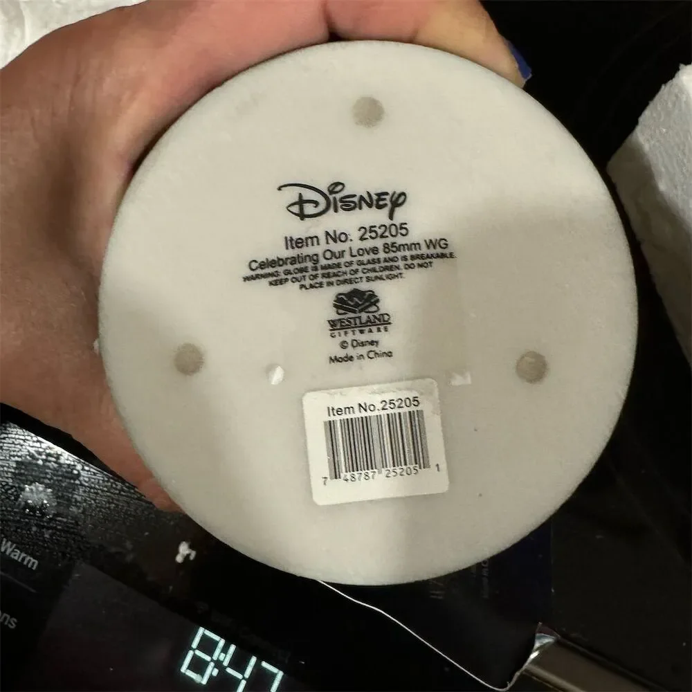 Disney Nightmare Before Christmas BlackCelebrating Our LoveBlack Snow‎ Globe